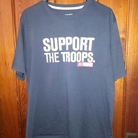 Under Armour Other - UNDER ARMOUR T-SHIRT ๐ Support The Troops XL Under Armour Other - UNDER ARMOUR T-SHIRT ๐ Support The Troops XL